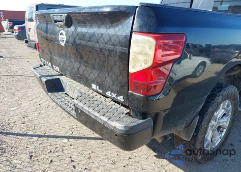 2016 Nissan Titan Xd Sv Diesel z USA, uszkodzony, nr VIN 1N6BA1F4XGN516768